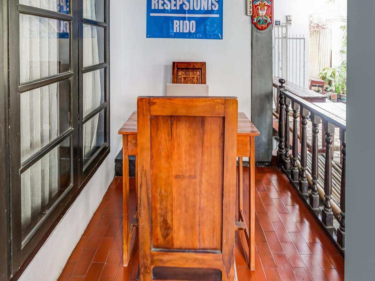 Spot On 90797 Sukun Syariah Homestay Malang Extérieur photo